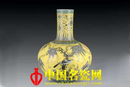 天球瓶創(chuàng)燒年代的考證