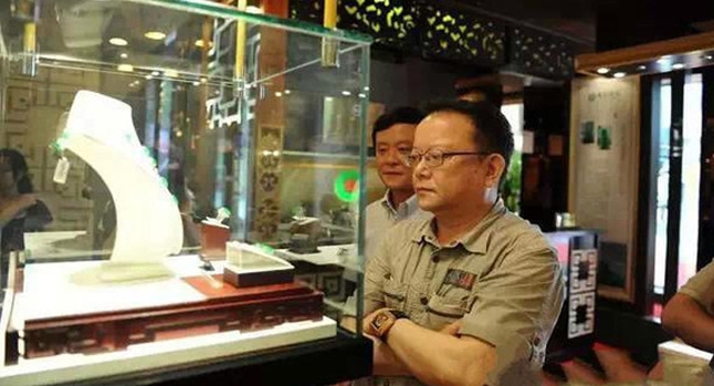 王剛:主持界中最好的收藏家