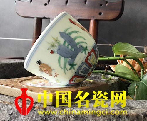全球限量版不倒翁雞缸杯正式發(fā)布