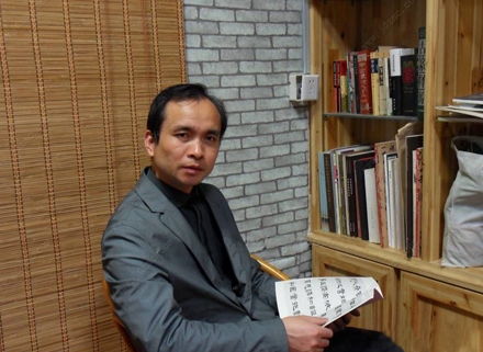 雷愛太:在陶瓷書法上玩出新名堂