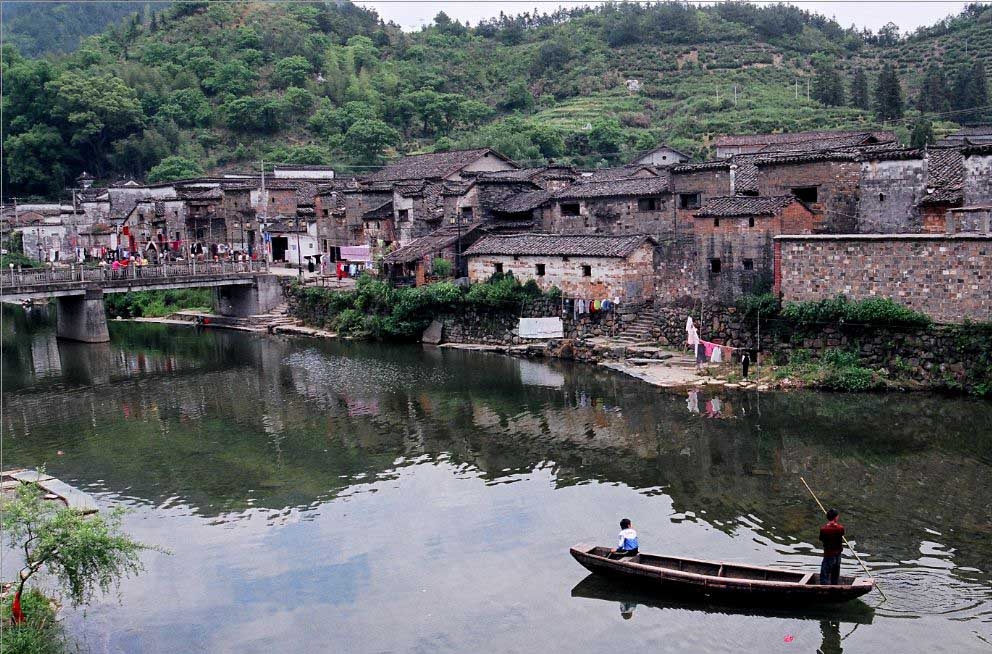 “陶瓷之鄉(xiāng)”景德鎮(zhèn):一生應(yīng)該去一次的地方